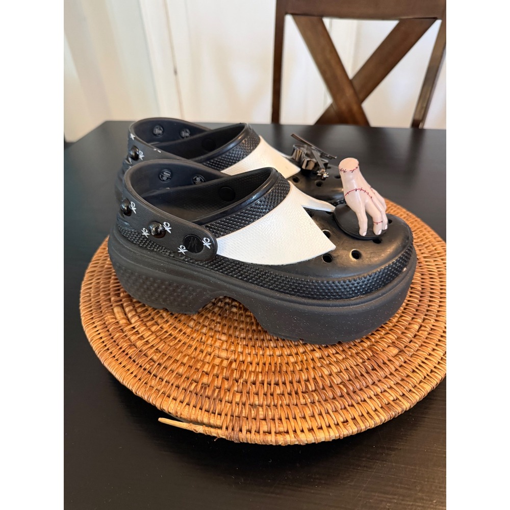 Crocs Stomp Clog Wednesday Addams Black White Platform Studded Jibbitz Charms - Picture 3 of 10